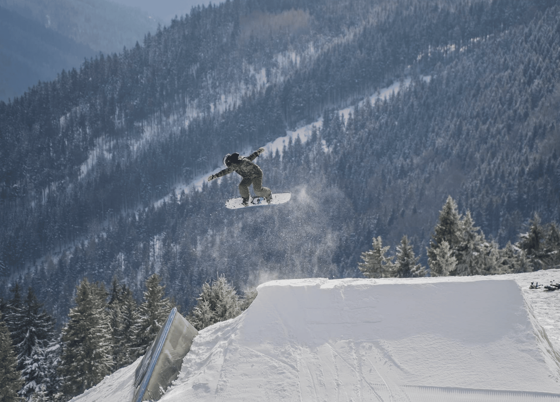 Snímek obrazovky 2023-02-14 v 21.34.03